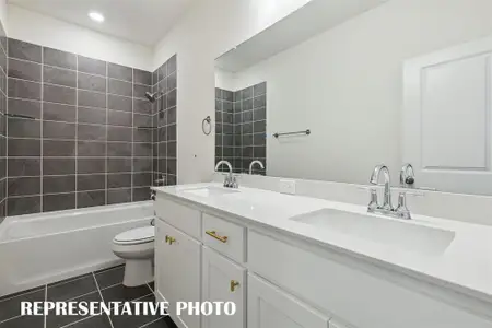 New construction Townhouse house 226 Dylan Wy, Midlothian, TX 76065 - image 7