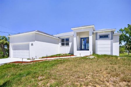 New construction Single-Family house 641 Bonita Ct, Punta Gorda, FL 33950 - image