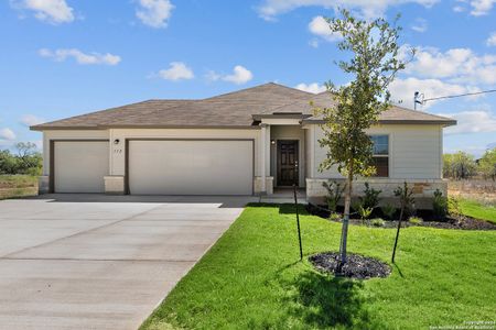 New construction Single-Family house 112 Reno Trail, Floresville, TX 78114 Kingsley- photo 0