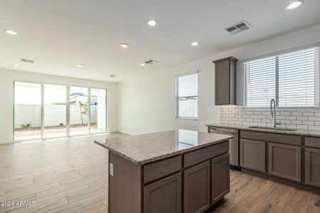 New construction Single-Family house 295 E Mint Ln, San Tan Valley, AZ 85140 null- photo 9 9