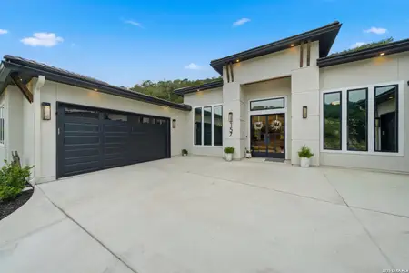 New construction Single-Family house 157 Heartland Ln, Boerne, TX 78006 - image 2