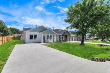 New construction Single-Family house 10917 San Jacinto Dr, La Porte, TX 77571 - image