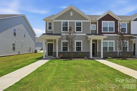 New construction Townhouse house 9830 Old Garden Cir, Gastonia, NC 28056 - image