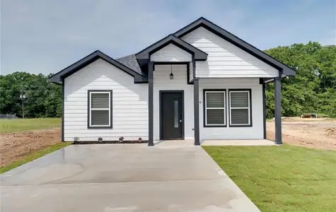 New construction Single-Family house 116 Bowie St, Mabank, TX 75156 - image