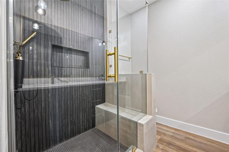 New construction Single-Family house 415 Neyland St, Houston, TX 77022 - image 10
