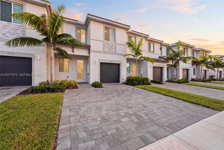 New construction Townhouse house 746 Se 14Th St, Homestead, FL 33034 - image