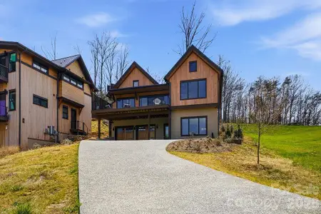New construction Single-Family house 6 River Run, Unit 2, Asheville, NC 28804 - image