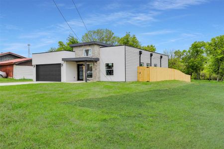 New construction Single-Family house 206 E Gilmer St, Rice, TX 75155 null- photo 2 2