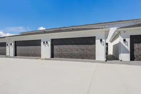New construction Townhouse house 6009 White Mangrove Ln, Bradenton, FL 34210 plan Pigeon Plum - image