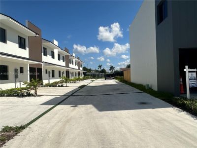 New construction Townhouse house 534 Nw 7Th St, Unit 1, Florida City, FL 33034 null- photo 23 23