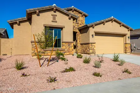 New construction Single-Family house 20276 W Catalina Dr, Buckeye, AZ 85396 plan Crimson - image