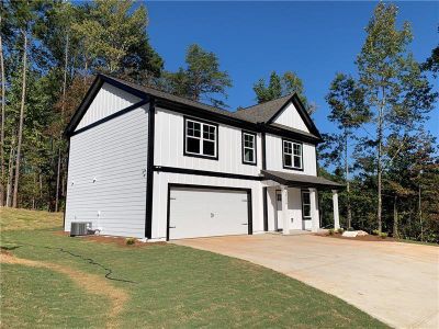 New construction Single-Family house 2720 Cruscher Trail, Cumming, GA 30041 - photo 0