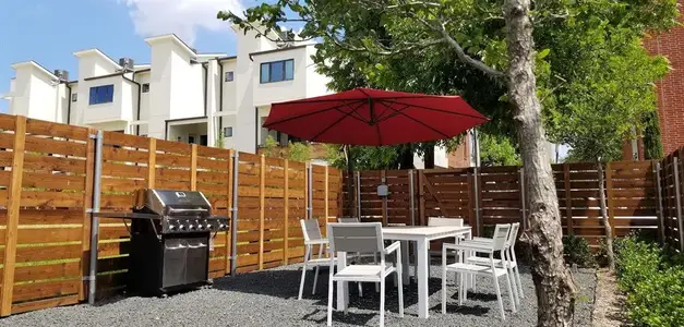 New construction Townhouse house 337 College Ave, Fort Worth, TX 76104 - image