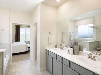 Heights of Barbers Hill by Meritage Homes in Baytown - photo 14 14