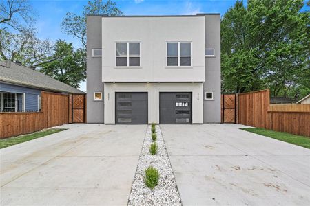 New construction Single-Family house 221 S Henderson Ave, Dallas, TX 75214 null- photo 0
