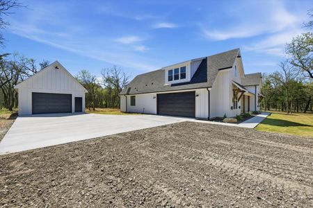 New construction Single-Family house 377 Oak Cove Ct, Sunset, TX 76270 - image