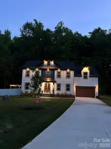 New construction Single-Family house 10405 Briarhurst Pl, Unit 18, Mint Hill, NC 28227 - image