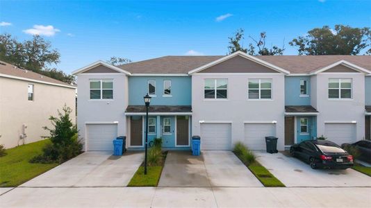 New construction Townhouse house 4461 Rachel Falls Dr, Tampa, FL 33610 - image