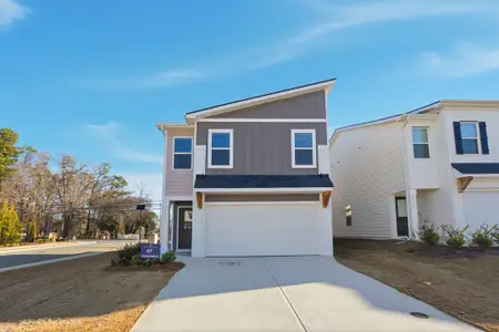 New construction Single-Family house 3318 Stonewall Ln, Union City, GA 30349 plan Cecil - image