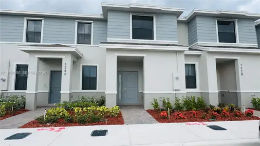 New construction Townhouse house 1220 Ne 5Th Ct, Florida City, FL 33034 - image