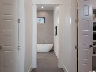 New construction Single-Family house 1053 Brewer Rdg, Bulverde, TX 78163 - image 9