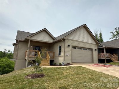 New construction Single-Family house 21 Sandstone Dr, Weaverville, NC 28787 - image