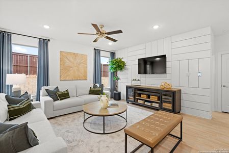 New construction Single-Family house 233 Saddle Park, Cibolo, TX 78108 - image 12