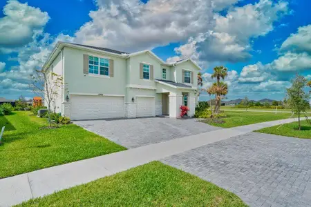 New construction Single-Family house 12328 Sw Roma Cir, Port Saint Lucie, FL 34987 plan Wyoming - image