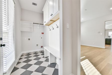 New construction Single-Family house 2515 S Houston Ave, Pearland, TX 77581 - image 12