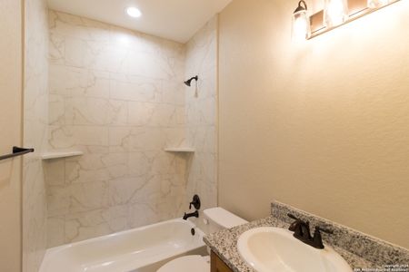 New construction Single-Family house 117 Lost Pnes, Marion, TX 78124 - image 18