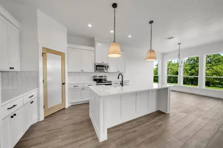 New construction Single-Family house 9012 Valley Oak Ct, Springtown, TX 76082 - image 20