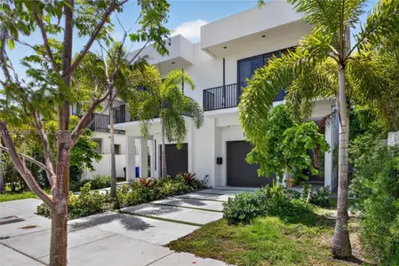 New construction Townhouse house 1404 Ne 5Th St, Fort Lauderdale, FL 33301 - image
