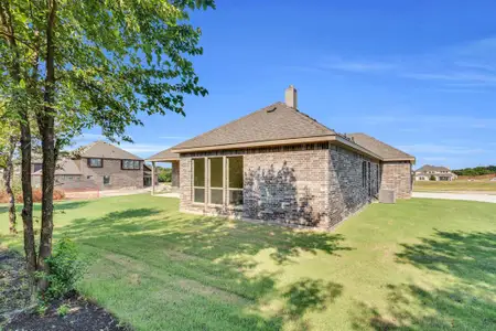 New construction Single-Family house 723 Crystal Lk Ln, Red Oak, TX 75154 - image