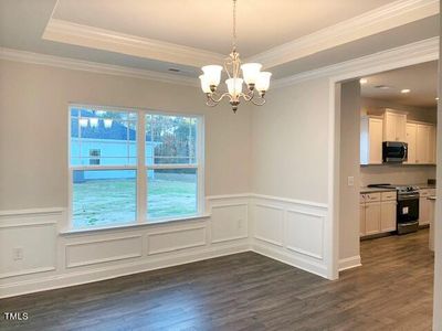 Dining room to kitchen