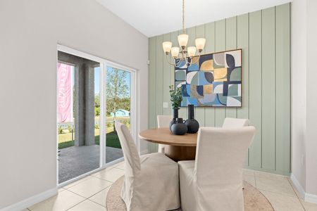 Dining Area of The Juniper at Country Club Estates