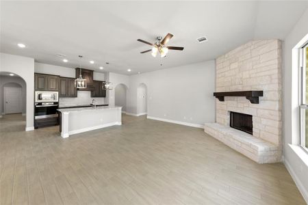 New construction Single-Family house 705 Winecup Way, Midlothian, TX 76065 Concept 2404- photo 9 9