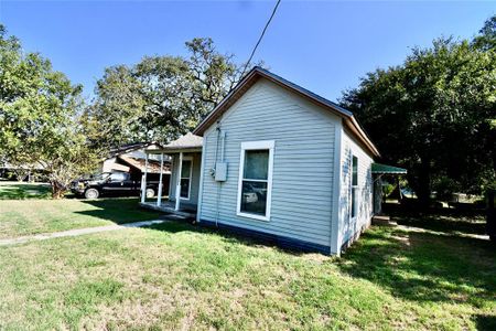 New construction Single-Family house 517 W Water St, Weatherford, TX 76086 - image