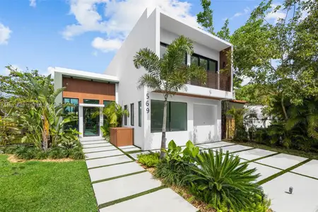 New construction Single-Family house 569 Nw 44Th St, Miami, FL 33127 - image