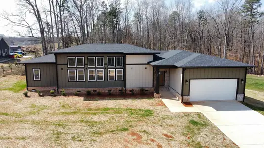 New construction Single-Family house 2003 Plain Field Dr, Bessemer City, NC 28016 - image