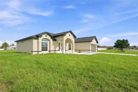 New construction Single-Family house 10201 Se 68Th Ct, Belleview, FL 34420 - image