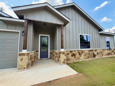 New construction Single-Family house 206 Waikakaaua Dr, Bastrop, TX 78602 null- photo 2 2