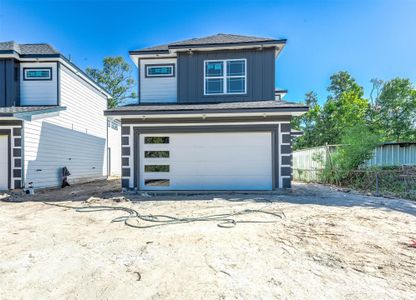 New construction Single-Family house 8598 Hoffman St, Houston, TX 77016 - image