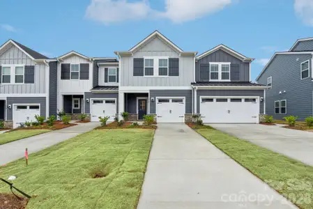 New construction Townhouse house 460 Markridge Lp, Fort Mill, SC 29708 - image