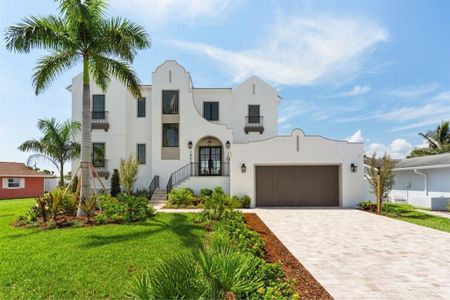 New construction Single-Family house 1482 51St Ave Ne, St. Petersburg, FL 33703 - image