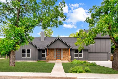 New construction Single-Family house 417 S Blanco St, Lockhart, TX 78644 null- photo 0