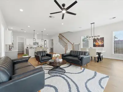 New construction Single-Family house 7208 Shadyvilla Ln, Houston, TX 77055 - image 12