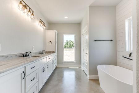 New construction Single-Family house 200 Sarra Ln, Poolville, TX 76487 plan Abrams - image 4