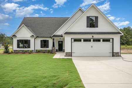 New construction Single-Family house 304 Tuscany Circle, Princeton, NC 27569 - photo 0