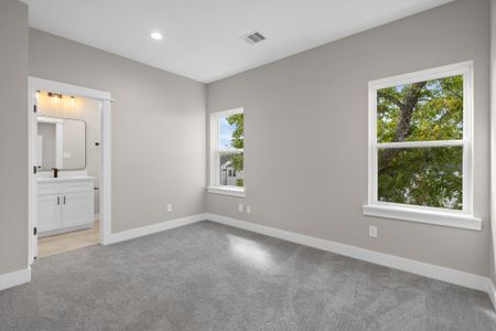 New construction Single-Family house 719 Thornton Rd, Unit E, Houston, TX 77018 - image 18