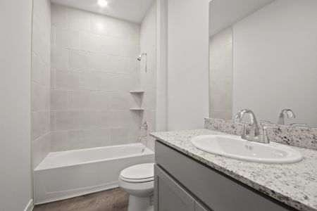 New construction Single-Family house 523 Shoreview Dr, Conroe, TX 77303 plan Barnett - image 4